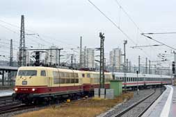 103 235 und 103 113 mit Intercity