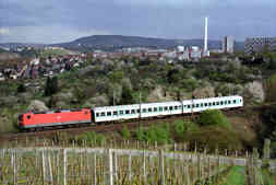 BR 143 bei Stuttgart-Münster