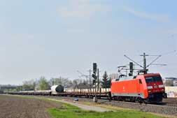 152 057 bei Tamm