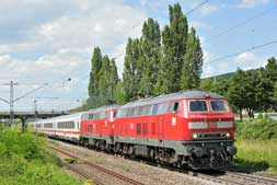 218 476 und BR 218 in Obertürkheim