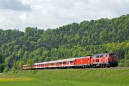 218 495 und BR 146 bei Eyach