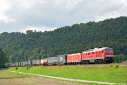 232 259 und 185 012 bei Eyach