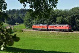 232 352 und 232 173 in Harbatshofen