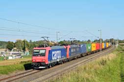 482 032 und BR 482 bei Eutingen