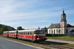 HzL-Schienenbusse bei Hechingen