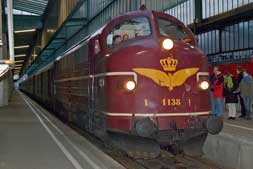 V170 1138 mit Sonderzug