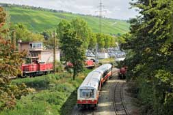 VS 201 und VT 411 in Stuttgart Hafen