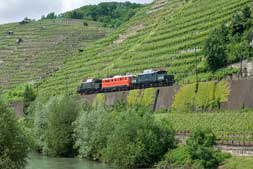 ÖBB 1020.44 und 1110.505 bei Besigheim