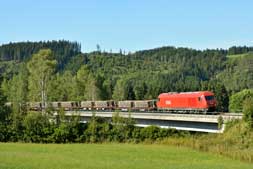 ÖBB 2016 041 bei Oy-Mittelberg