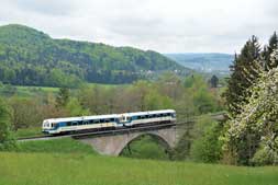 VT 421 und 422 bei Oberndorf